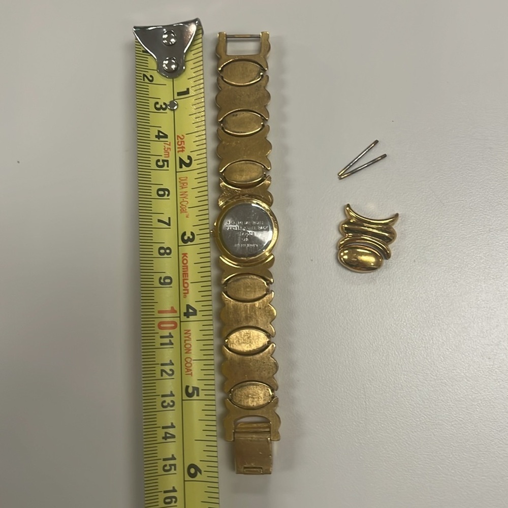 Anne Klein Gold Tone heavy Watch with Extra Links / vintage - Picture 6 of 8
